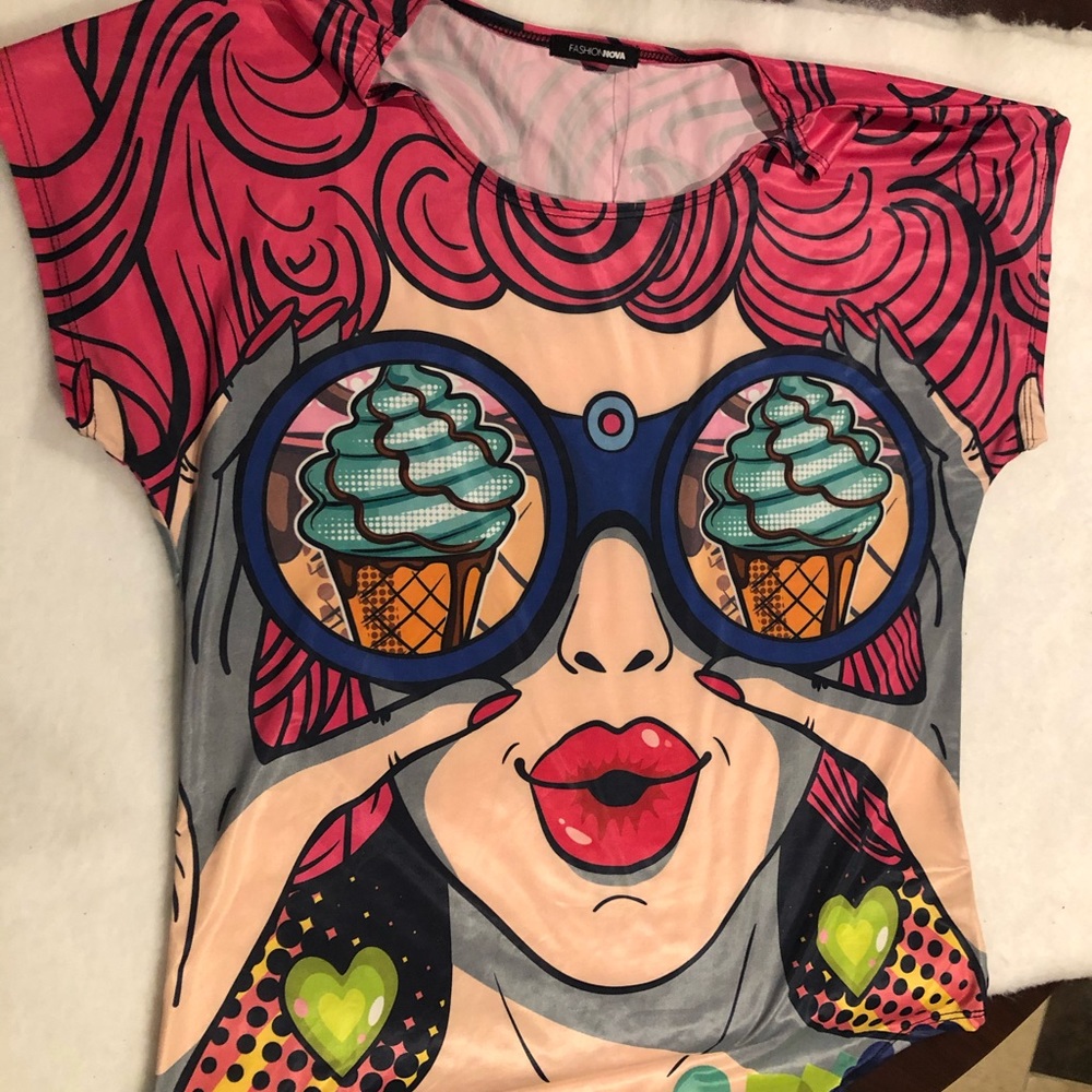NWOT Fashion Nova Tee